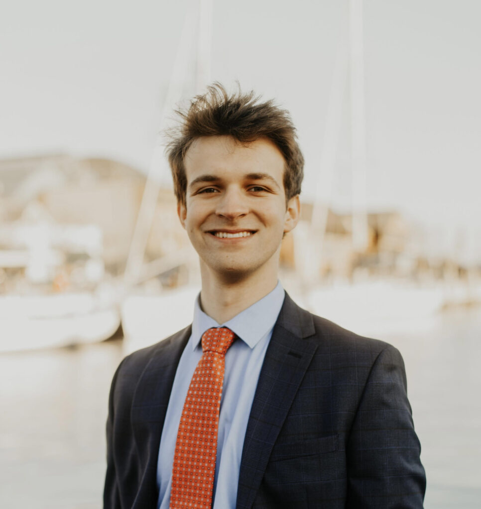 a professional photo of Shane Dennison